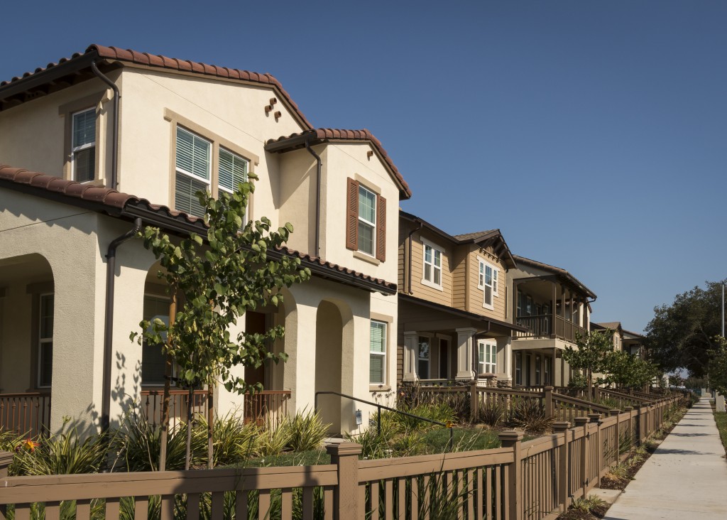 Homes with fenced yards