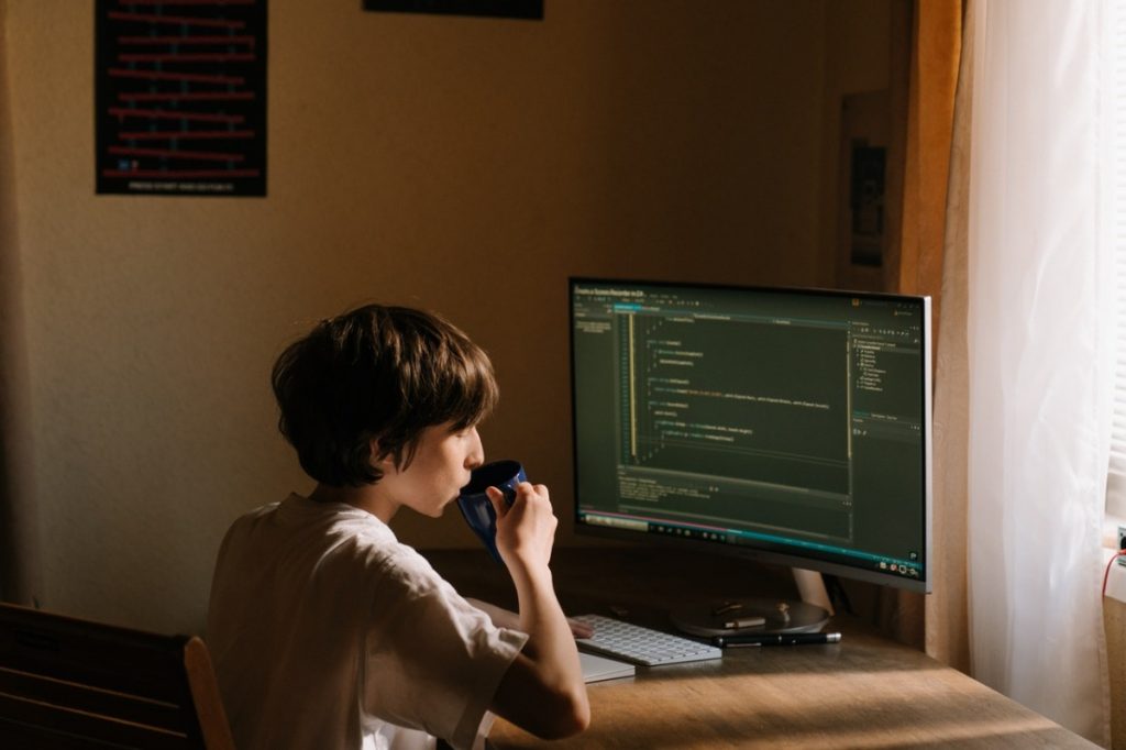 woman in front of a computer