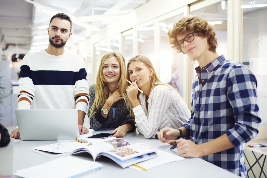 employees working together